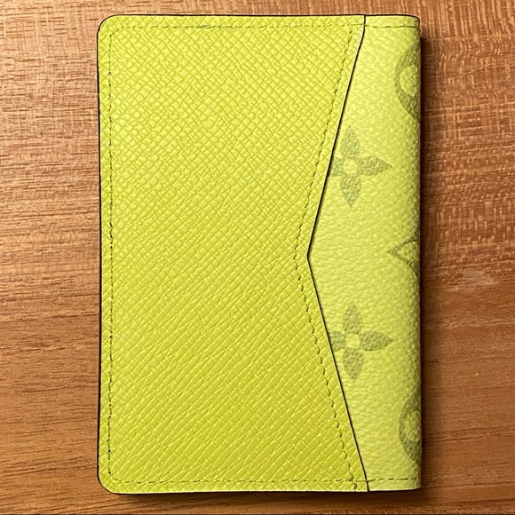 Louis Vuitton Taigarama pocket organizer - Picture 3 of 12